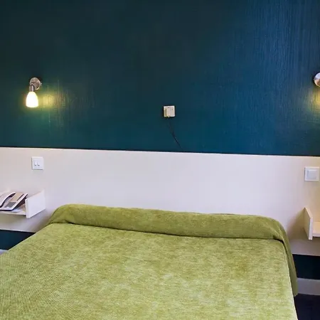 Croix Des Nordistes Hotel Lourdes