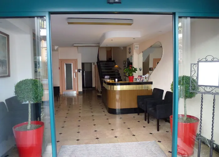 Hotel Croix Des Nordistes 2*