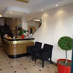 Hotel Croix Des Nordistes 2*