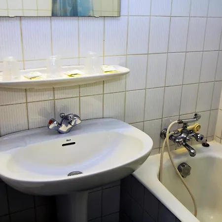 Готель Croix Des Nordistes Лурд