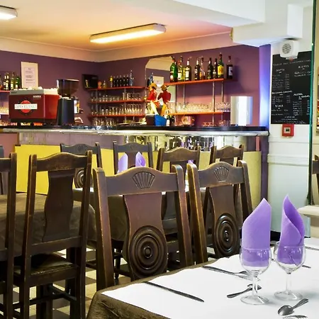 Готель Croix Des Nordistes