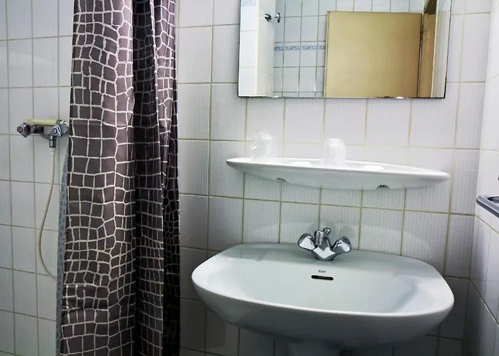 Готель Croix Des Nordistes Лурд